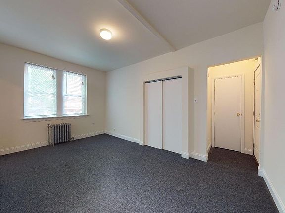 3rd image of 4601-03 Chester Ave #2J