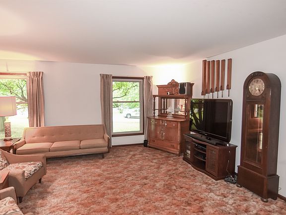 5th image of 10112 Beatty Ln
