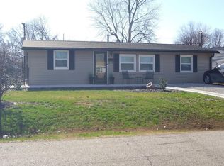 212 Saint John Dr, Cahokia, IL