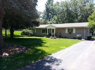 752 Pleasant Ridge Ave, Lake Orion, MI 48362