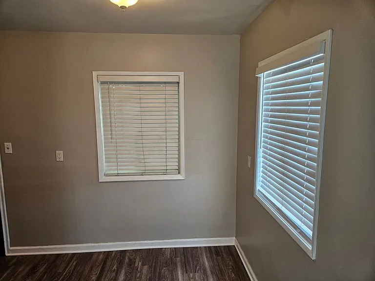 **.5218-5224 Imperial Ave. — Photo 5