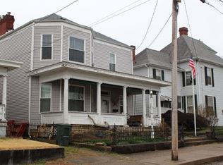 117 Virginia St, Sistersville, WV 26175