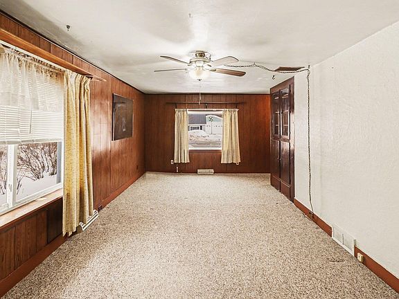 4th image of 412 N Brownson Ave