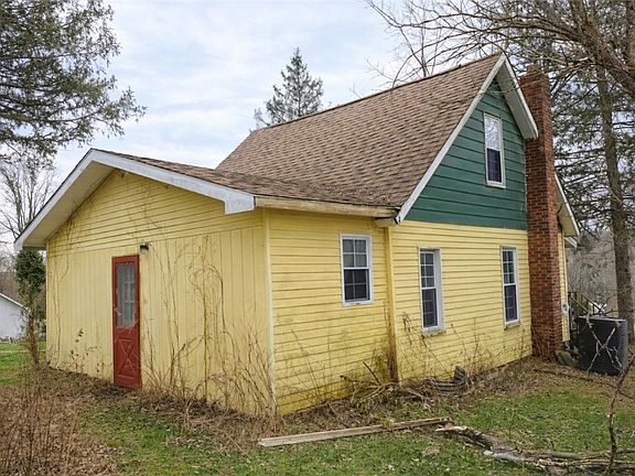 2nd image of 538 Branchton Rd