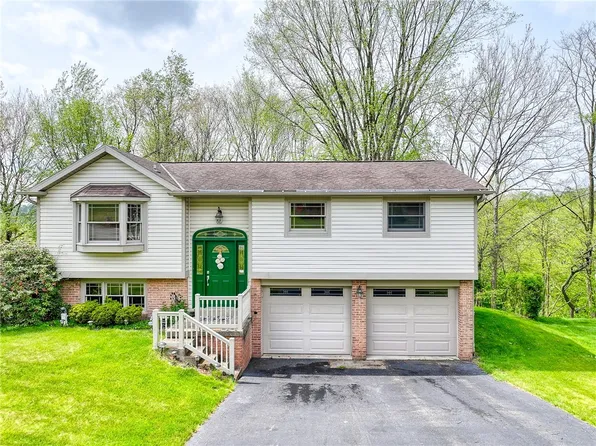 2925 Manuel Dr, Allison Park, PA 15101