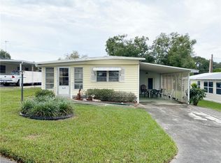 6109 Crestview Ln, Zephyrhills, FL 33542