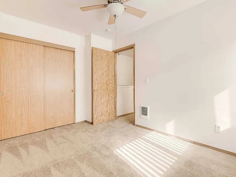 Raven Apartments — Photo 3
