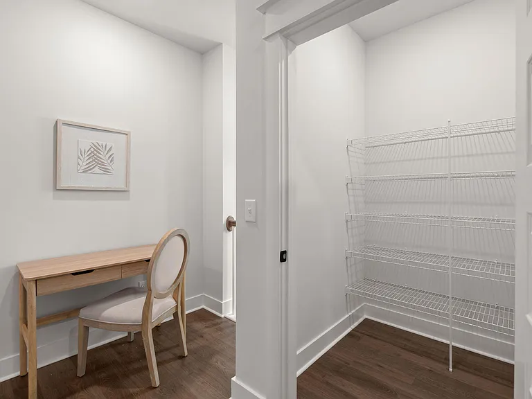 808 Forrest Dr — Photo 23