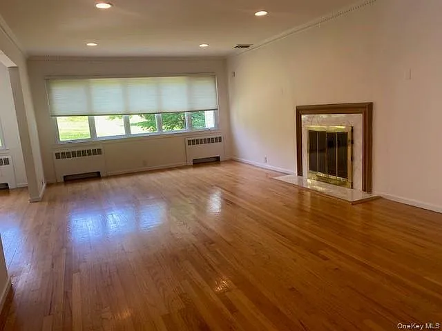 3 bed, 3.0 bath, 3517 sqft, $7,500 — Photo 4
