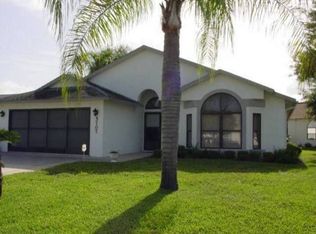 5707 Sandpipers Dr, Lakeland, FL 33809