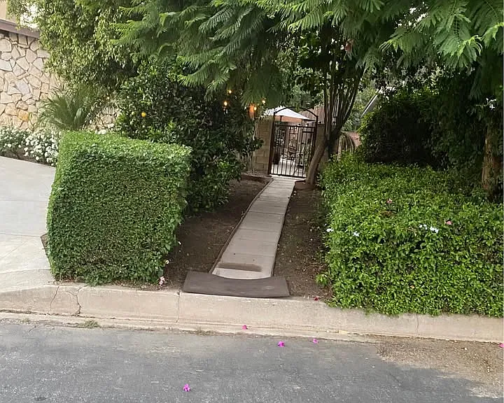 Andasol Ave — Photo 2