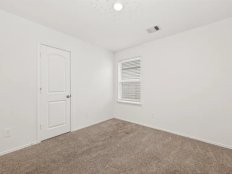 1710 Legacy Hills Dr — Photo 29