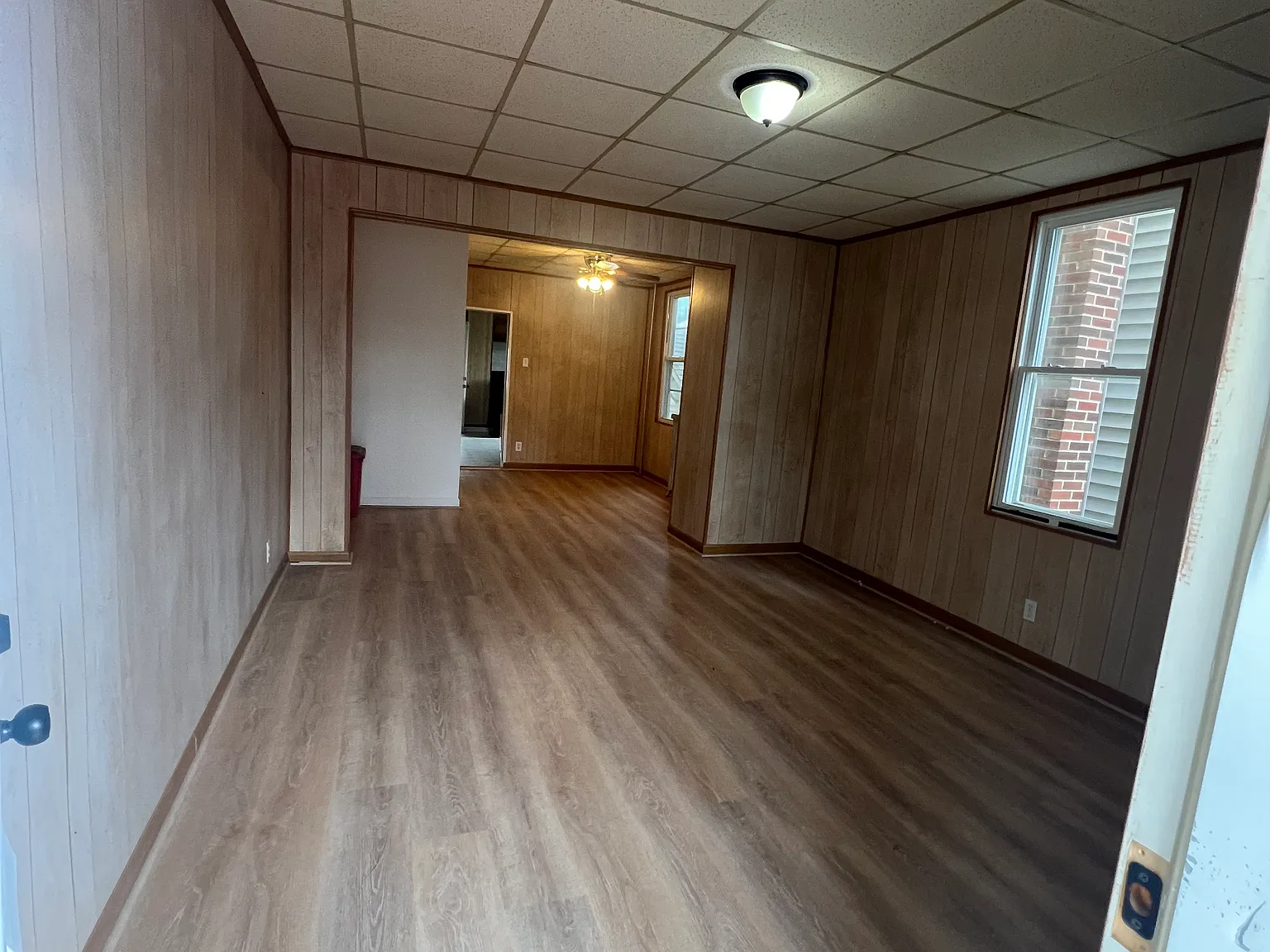 3 bed, 1.5 bath, 1404 sqft, $1,400 — Photo 2