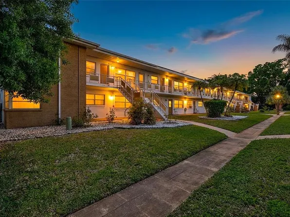 5940 21st St N APT 11, Saint Petersburg, FL 33714