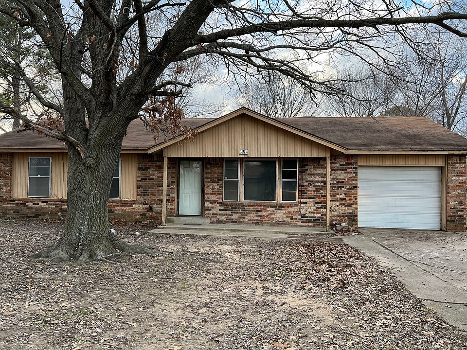 1st image of 1911 Redbud St