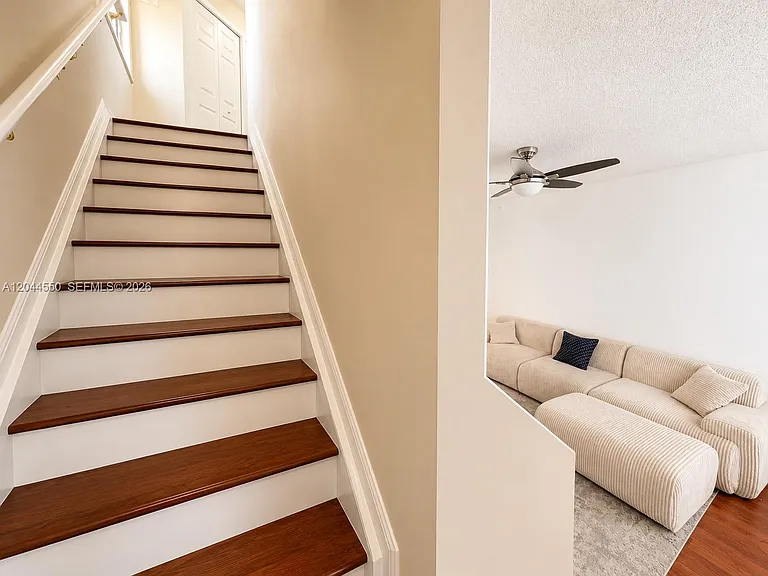 2027 SE 10th Ave #715 — Photo 7