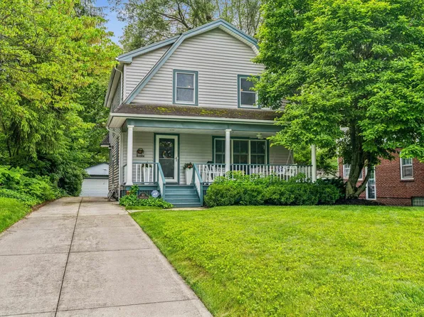93 E Torrence Rd, Columbus, OH 43214