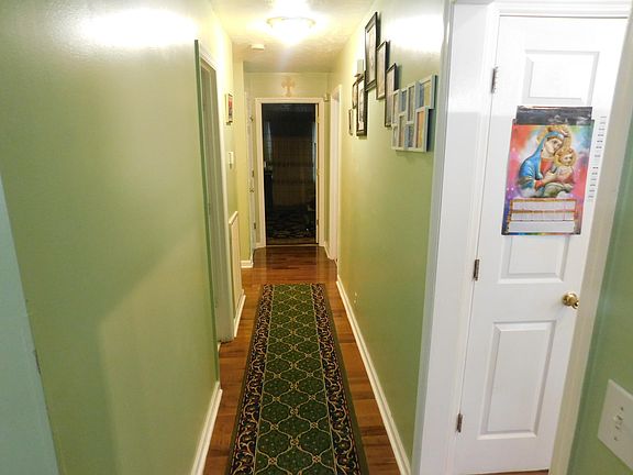 5th image of 3420 White Pine Dr