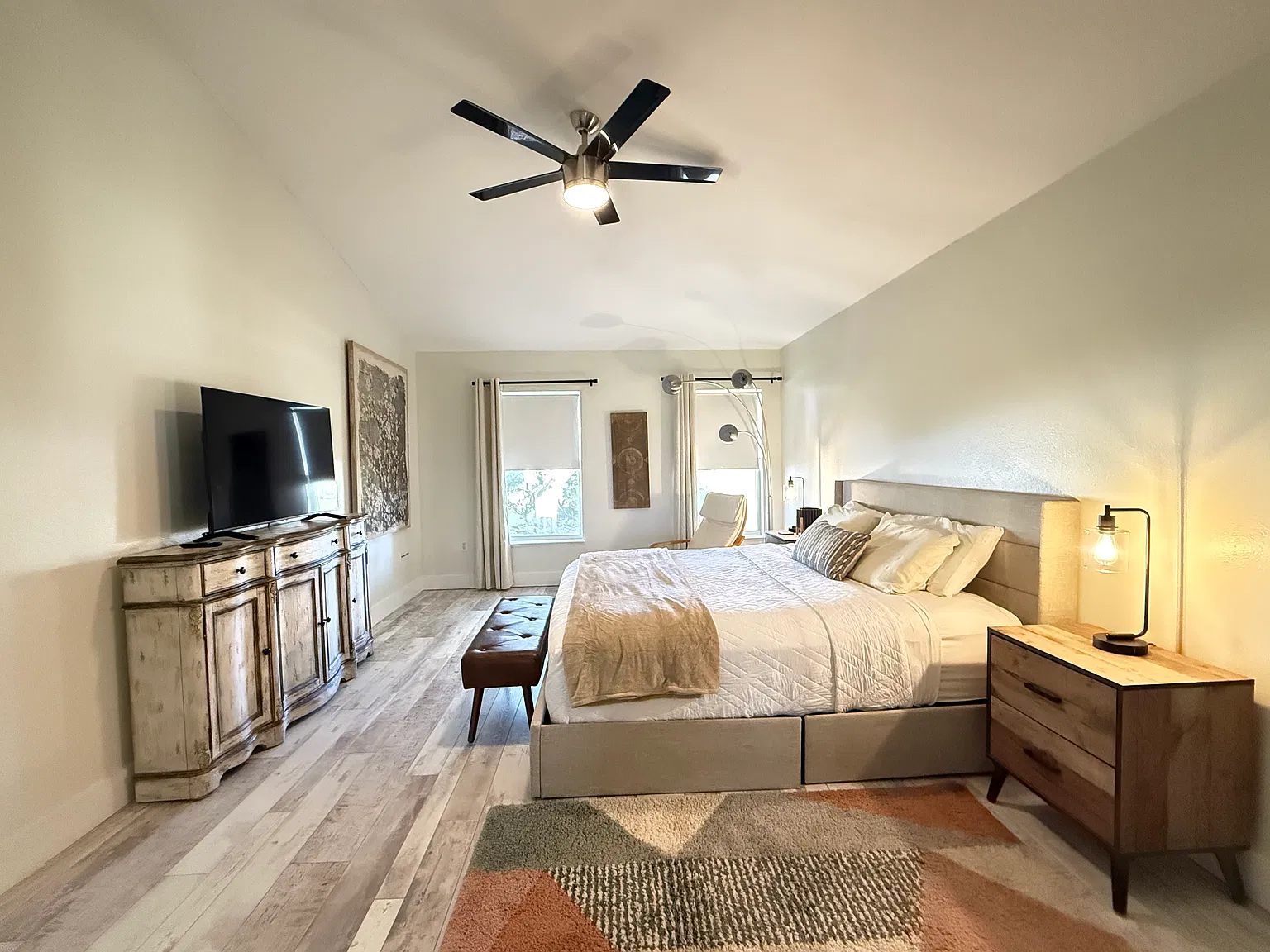2 bed, 2148 sqft, $3,800 — Photo 4