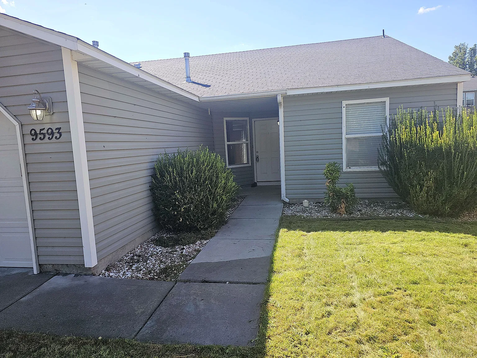 9593 W Trestlewood Dr — Photo 2