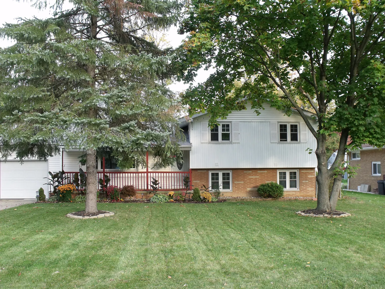 5833 Decker Rd photo 1