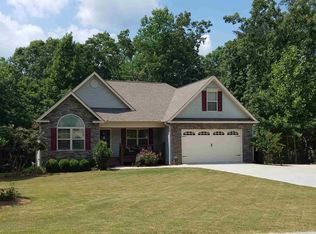 522 Applewood Ct, Clarkesville, GA 30523