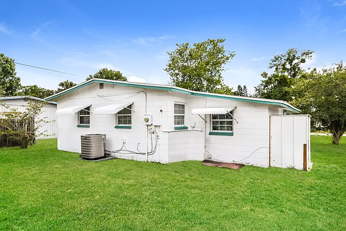 415 California Ave — Photo 15