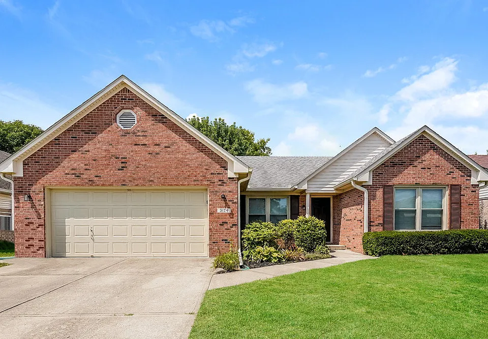 3124 Eastpointe Dr