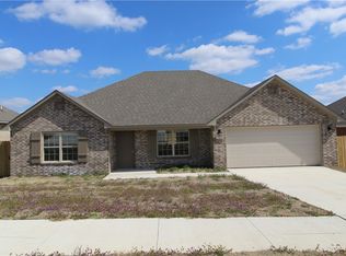 1024 Vista St, Gentry, AR 72734
