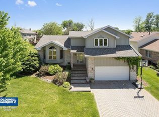 4 W Roberta St, Lemont, IL 60439