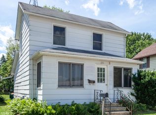 252 E Center St, Juneau, WI 53039