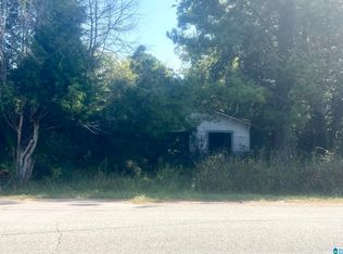 715 10th St #17, Calera, AL 35040