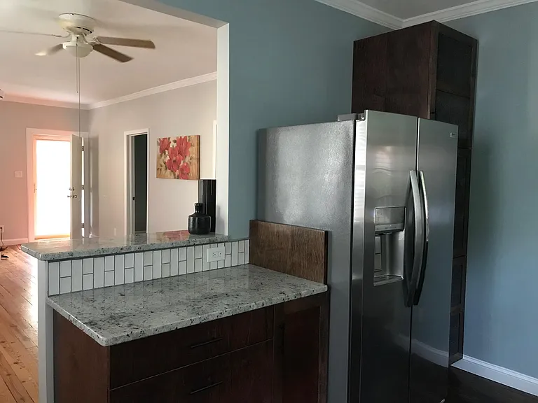 106 Pine St — Photo 5