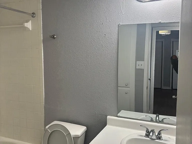 225 W McDowell Rd #1 — Photo 9