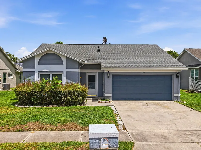12118 Dickenson Ln — Photo 1
