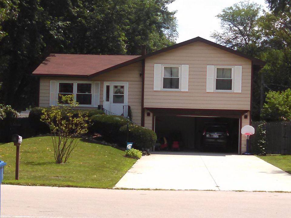 1st image of 4511 Dumoulin Ave