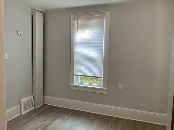 5th image of 671-677 E Euclid Ave