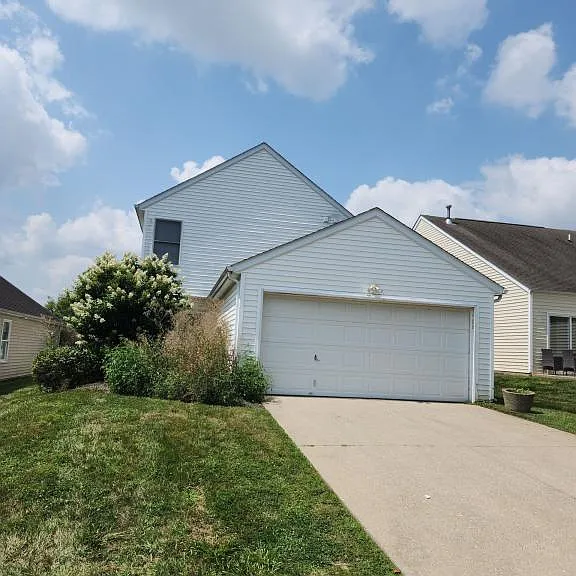3908 Haystack Dr — Photo 2