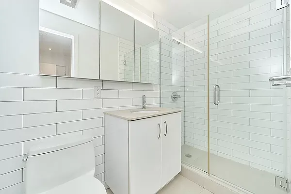 Rented by Living New York | media 11