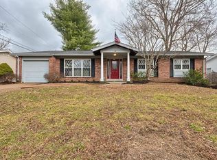 13133 Cannes Dr, Saint Louis, MO