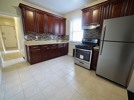 1st image of 25-45 18th St #2B