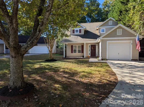2320 Chantilly Ct, Kannapolis, NC 28081