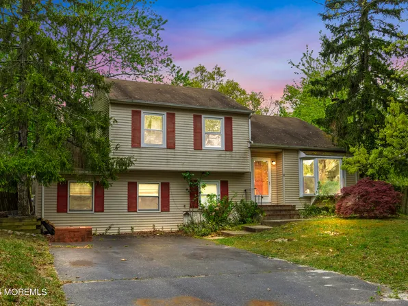 26 1st Street, Barnegat, NJ 08005