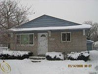 2nd image of 34915 Sheridan St