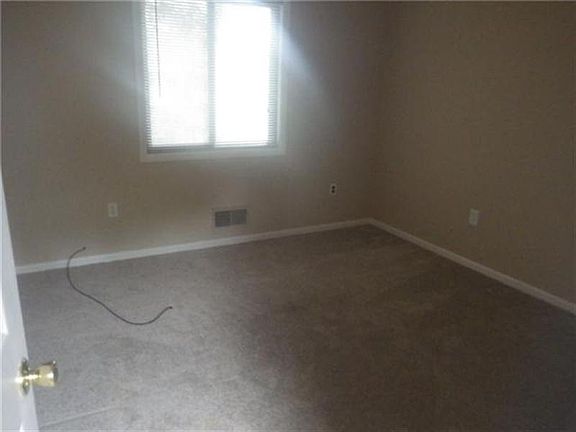 2nd image of 1216 Baltimore Annapolis Blvd