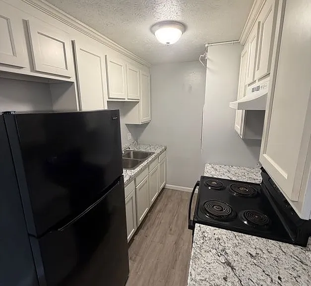 22 Washington Ave #11 — Photo 8