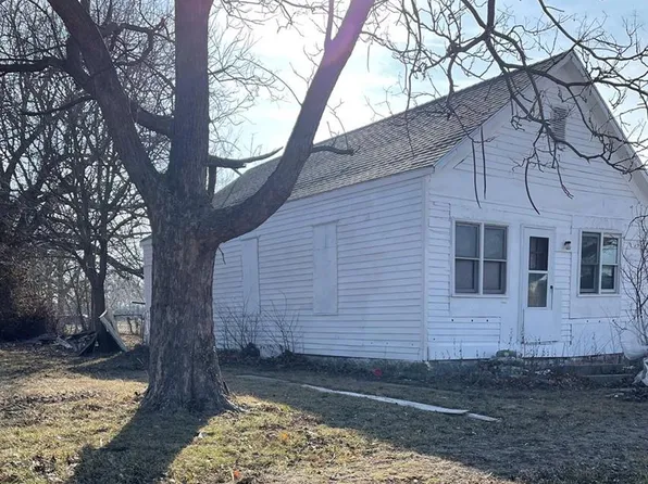 1017 Church St, Neodesha, KS 66757