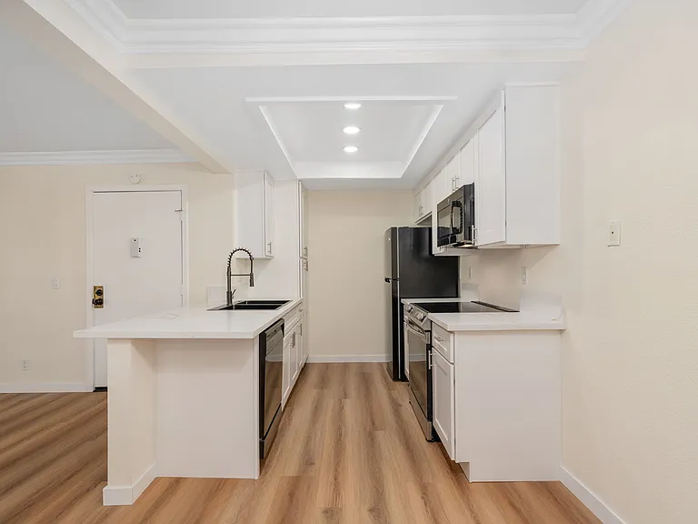 3535 Banbury Dr #65 — Photo 8