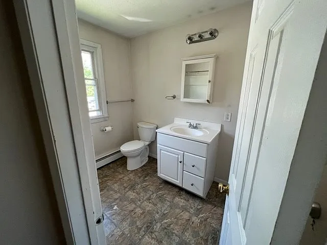 57 Crossman Ln #C — Photo 8