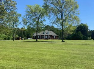 607 Round Rock Rd, Russellville, AR 72802